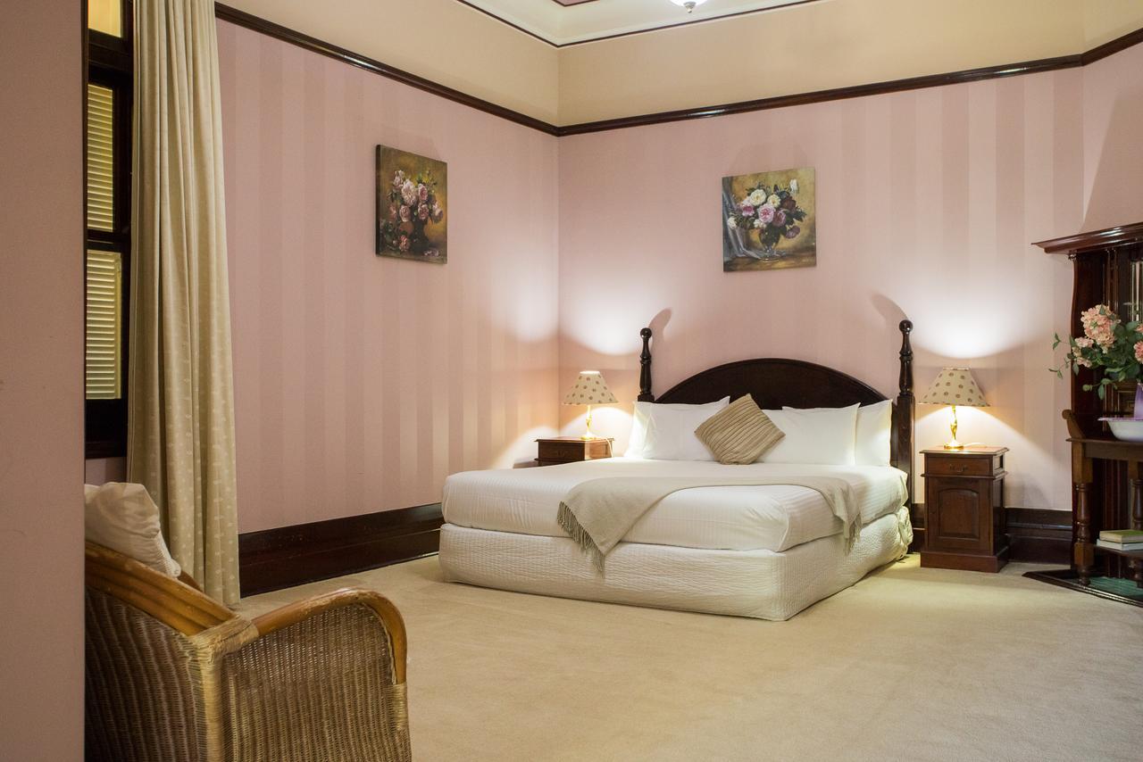 Petersons Armidale Winery And Guesthouse Екстериор снимка