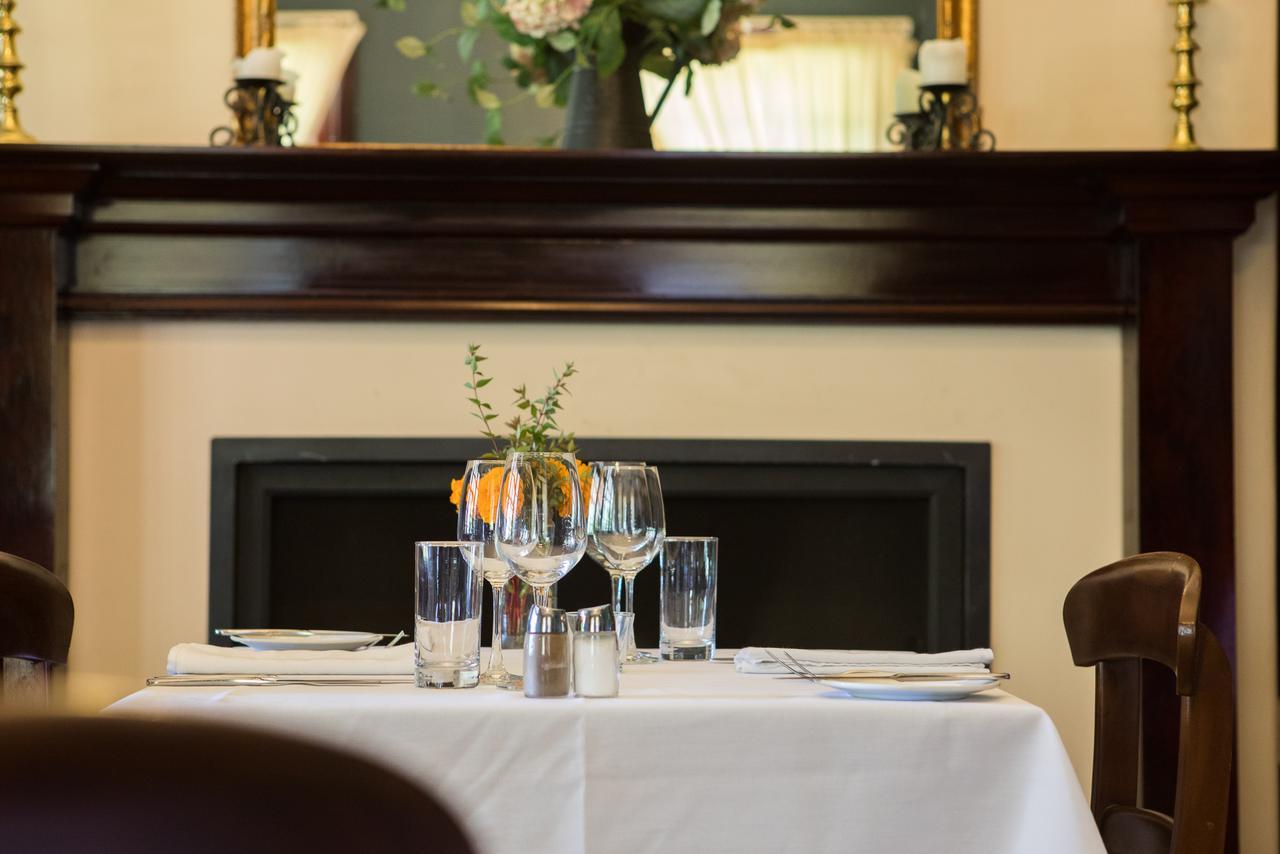 Petersons Armidale Winery And Guesthouse Екстериор снимка